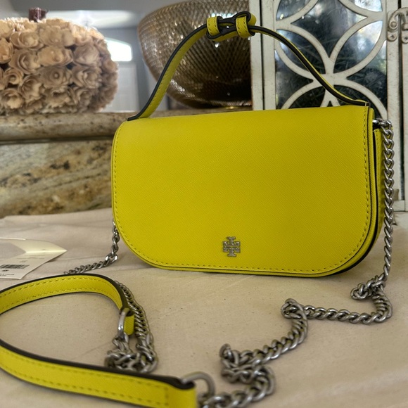 New Tory Burch EMERSON TOP HANDLE CROSSBODY TUSCAN YELLOW - Picture 2 of 10